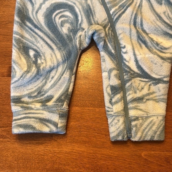 GAP - Fleece hooded Bunting Bag Footie One piece. Size 6-12 months - Picture 6 of 7